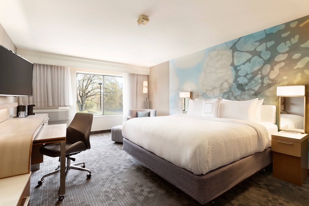 Courtyard by Marriott Roseville - photo 11