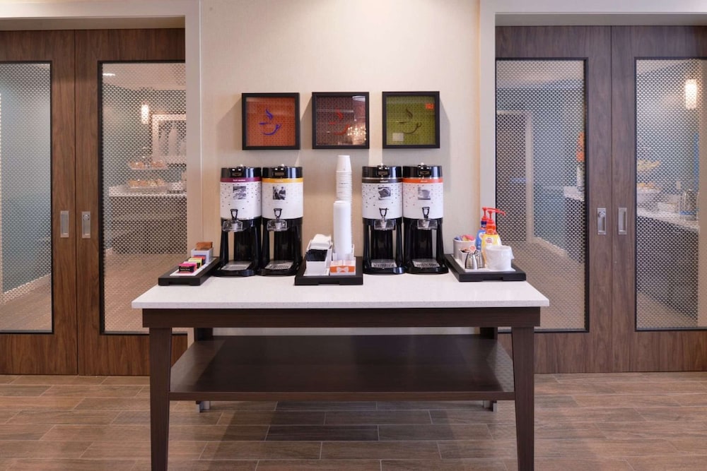 Hampton Inn Leavenworth - photo 25