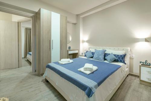 Dedis Apartment's — 4-Star Luxury Hotel in Neos Marmaras, Greece
