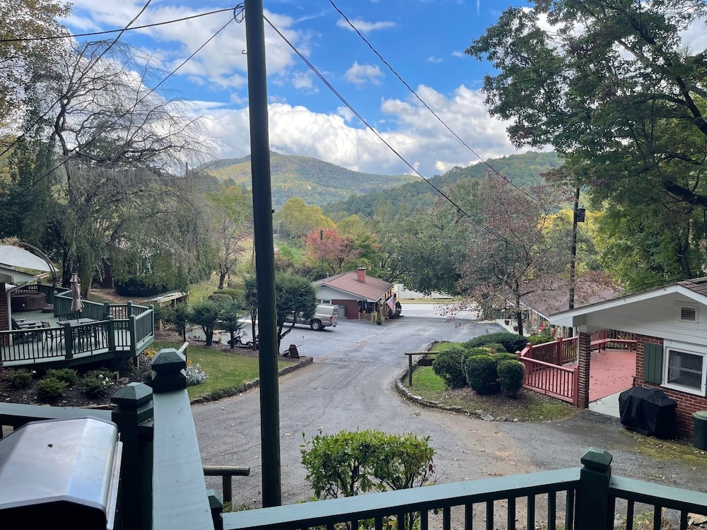 Mountain Aire Cottages & Inn - photo 299