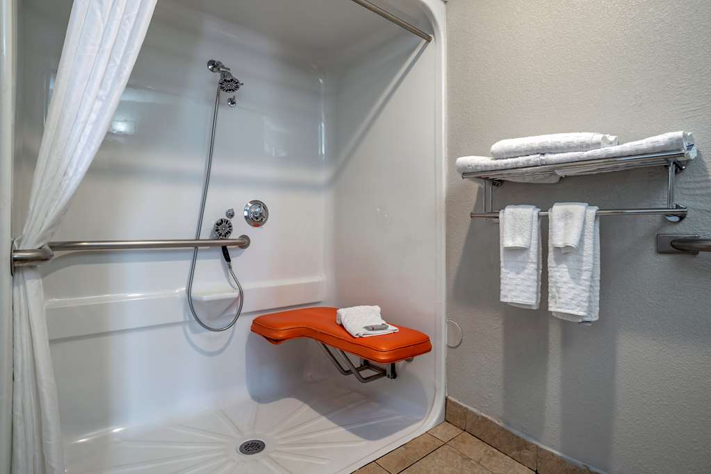 Best Western Carlton Suites - photo 25
