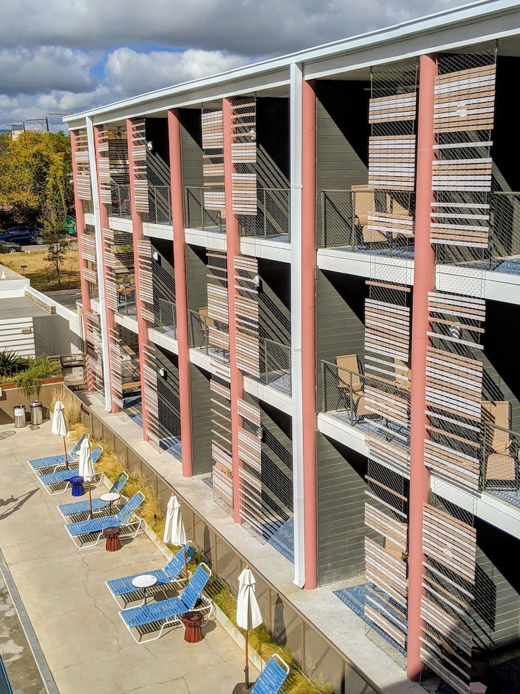 East Austin Hotel - photo 44