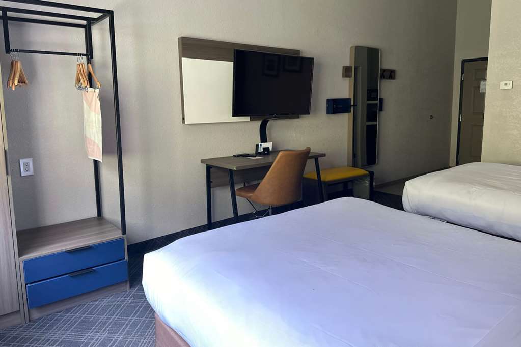 Comfort Inn & Suites Calhoun South - photo 4