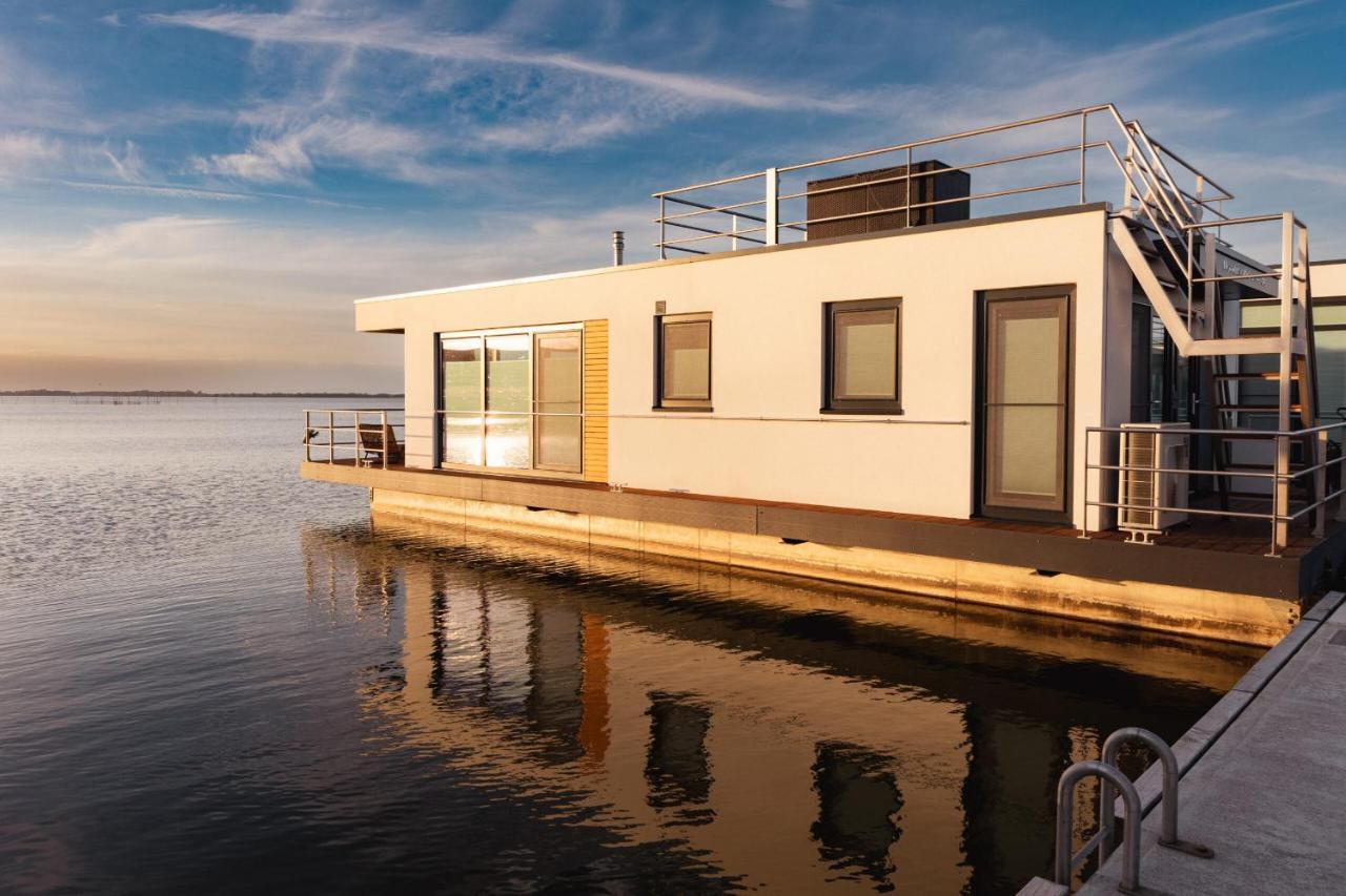 Hausboot Kustennebel — Ribnitz Damgarten
