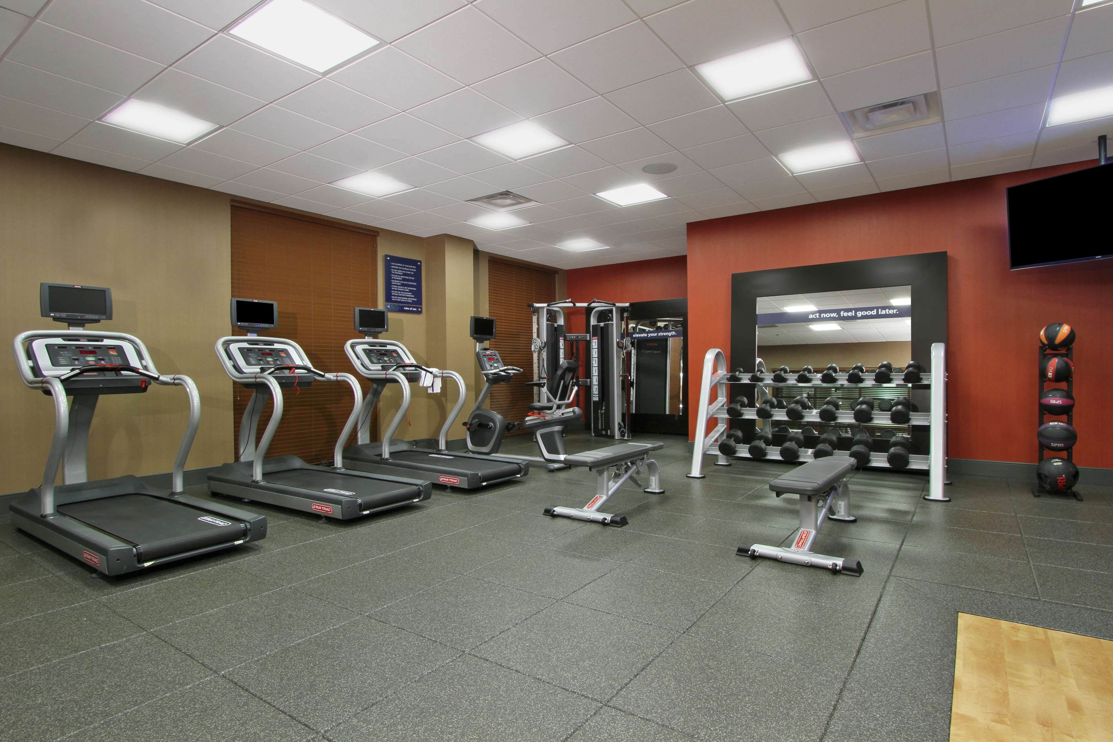 Hampton Inn & Suites Columbus University Area - photo 31