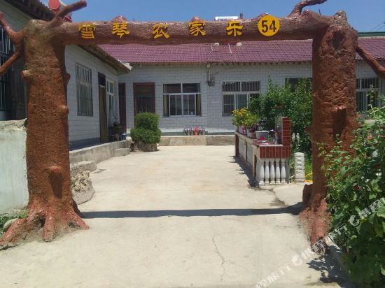 Jingyuan snow qin nongjiale in Wulan, People's Republic of China