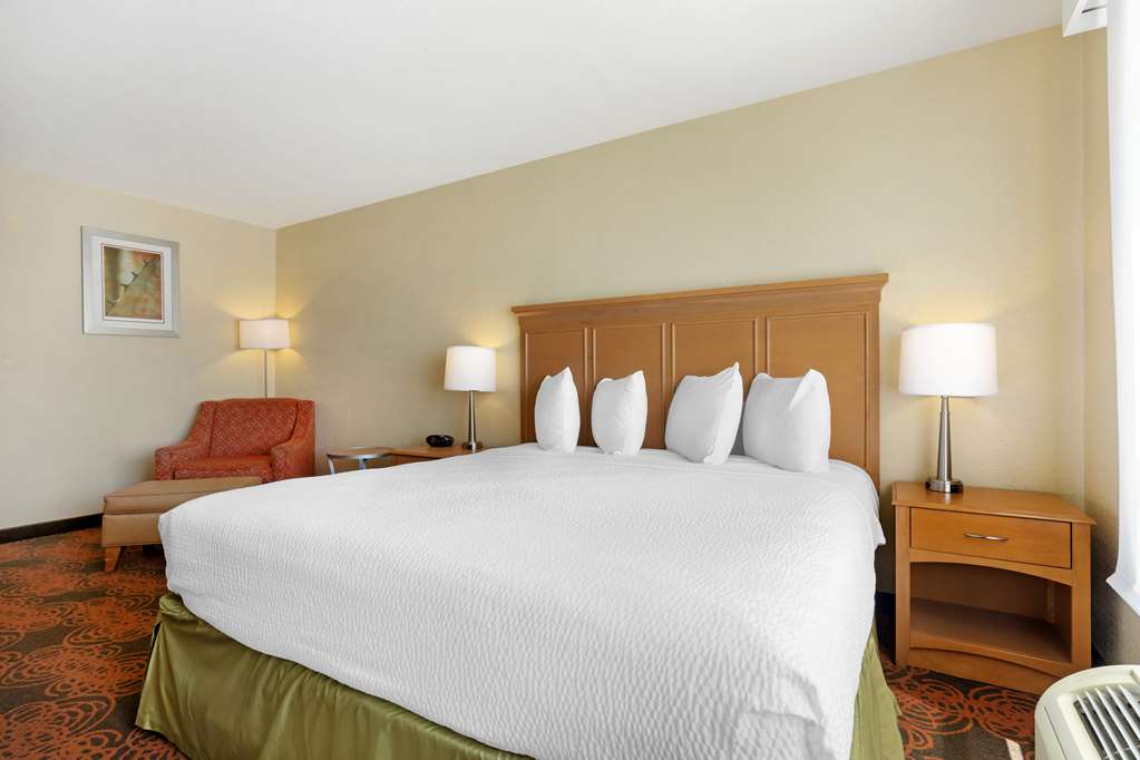 Best Western Plus Waco North - photo 23