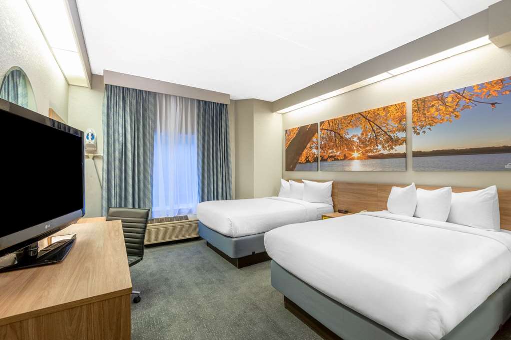 Days Inn by Wyndham Eagan Minnesota Near Mall of America - photo 24