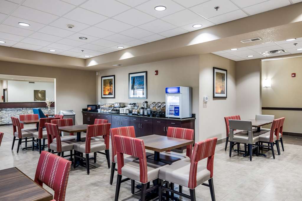 Comfort Inn Bonner Springs Kansas City - photo 45