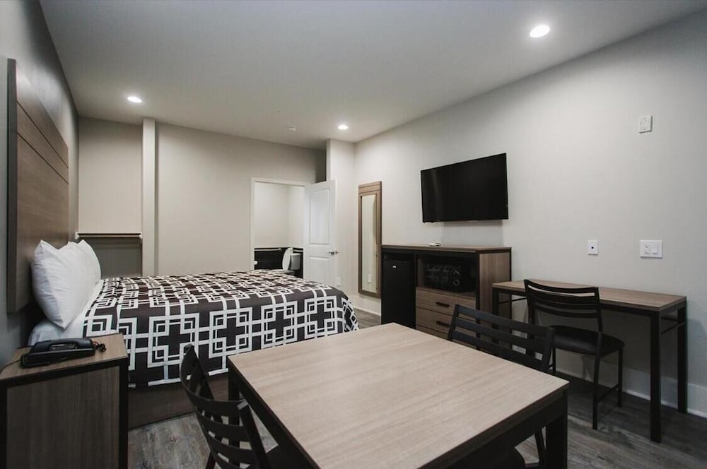 Palace Inn Conroe - photo 21