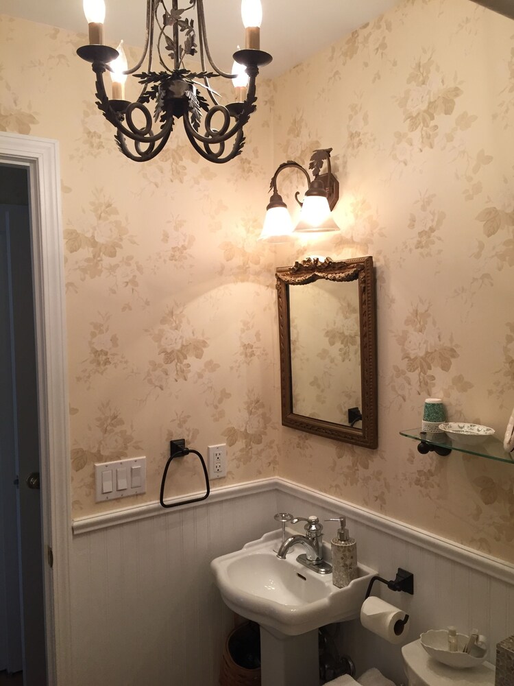 The Shearwater Inn - photo 37