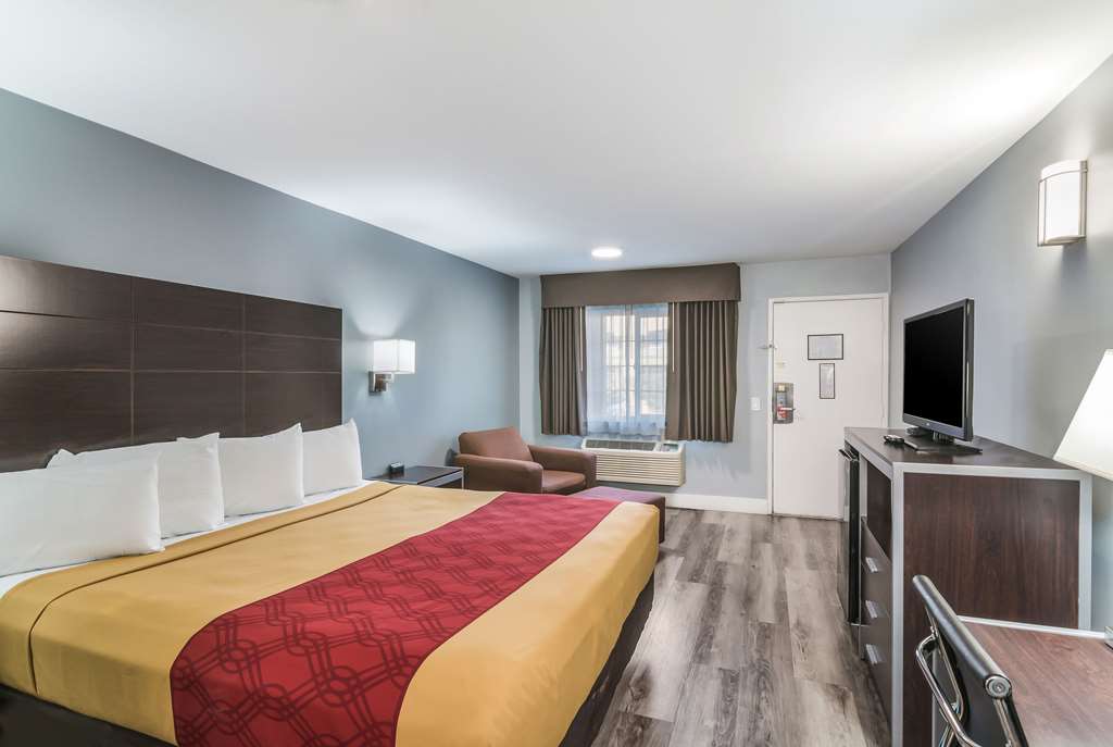 Econo Lodge Hesperia Victorville I 15 — hotel in Hesperia