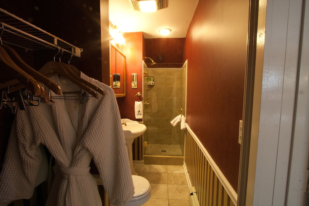 Phineas Swann Inn & Spa - photo 137