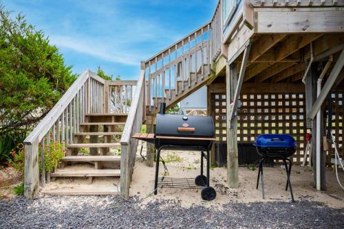 Salty But Sweet by Oak Island Accommodations - photo 45