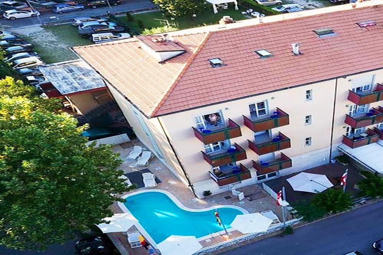 Hotel Aron - last minute hotel in Rimini