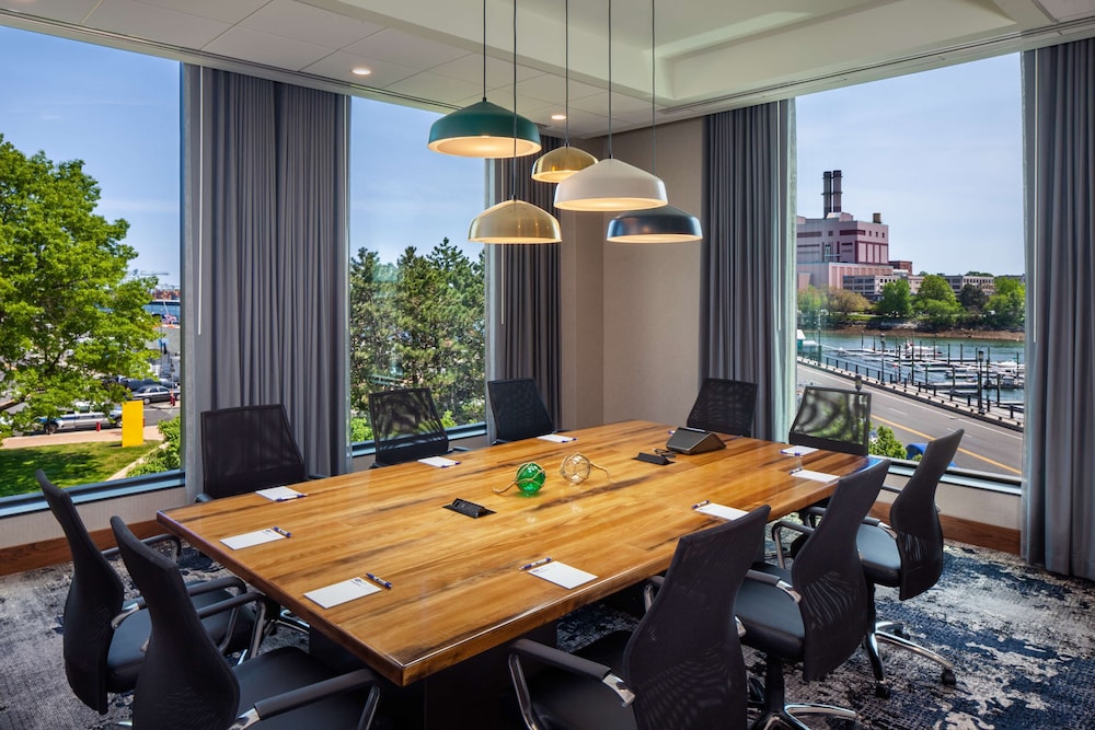 Homewood Suites by Hilton Boston Seaport District - photo 43