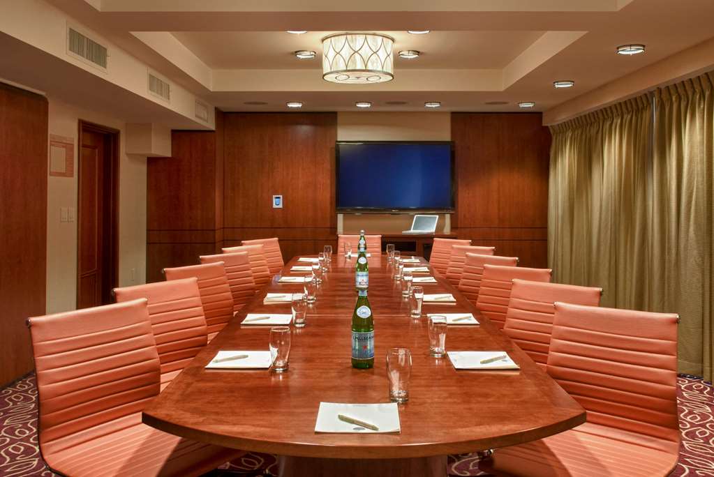 Viana Hotel and Spa Trademark Collection by Wyndham - photo 37