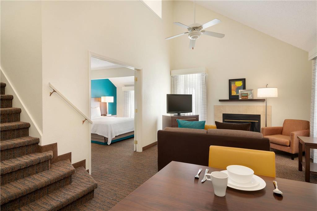Hawthorn Suites by Wyndham Tinton Falls - photo 39