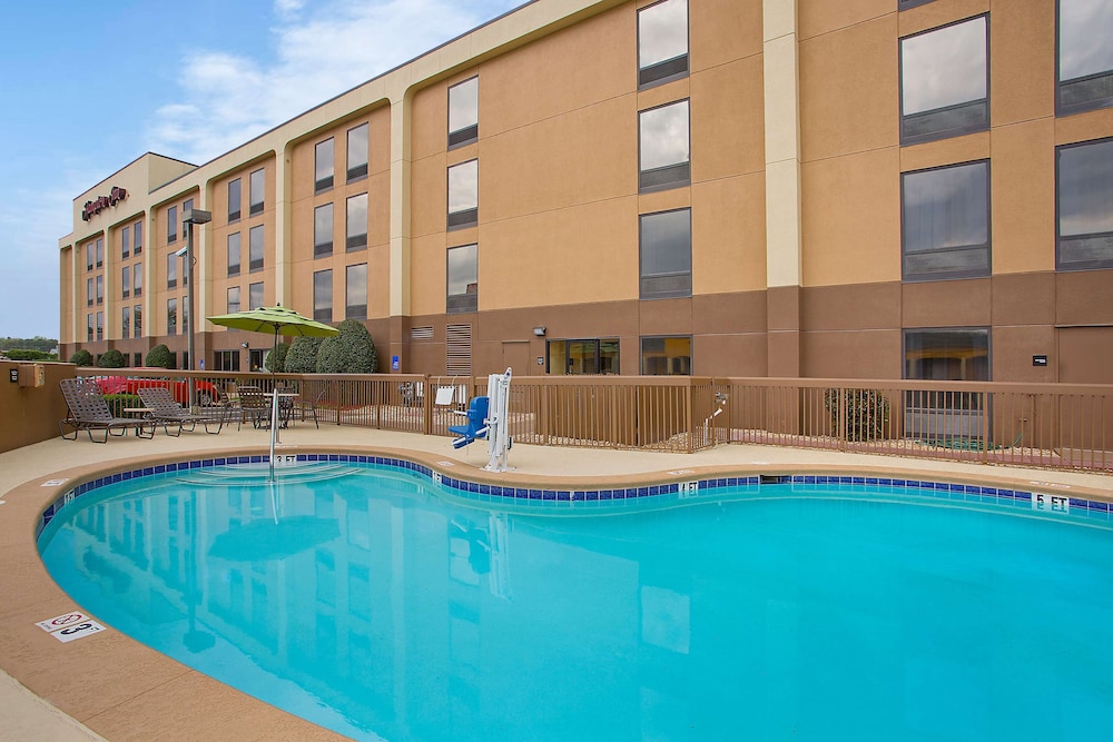 Hampton Inn Conyers - photo 31