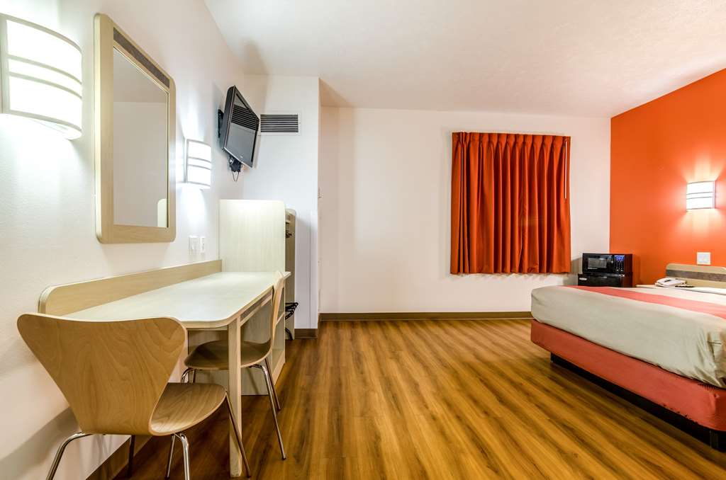 Motel 6 Kearney NE - photo 30