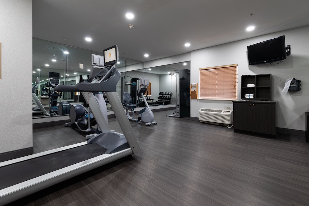 Candlewood Suites Knoxville Airport Alcoa by IHG - photo 44