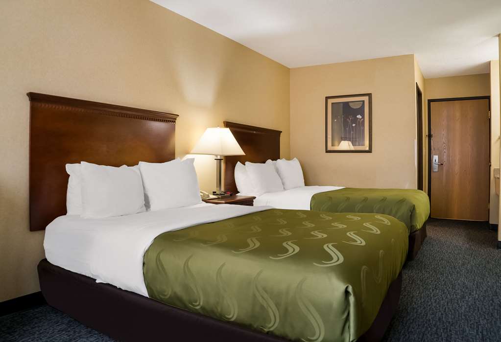 Quality Inn Grand Blanc Flint South - photo 14