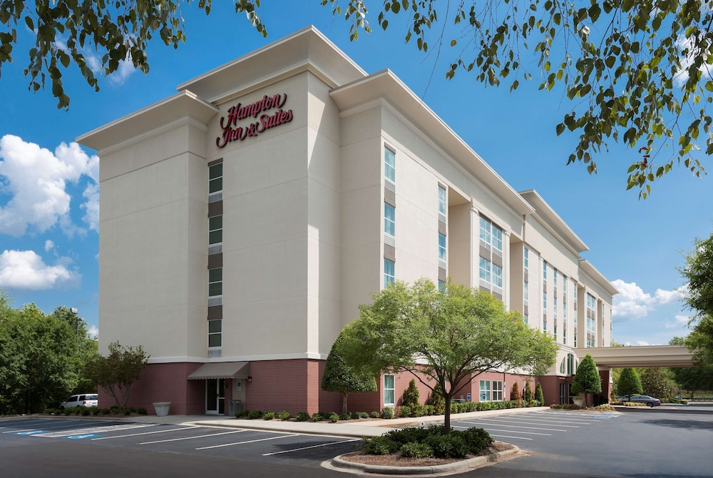 Hampton Inn & Suites Charlotte Pineville — hotel in Pineville