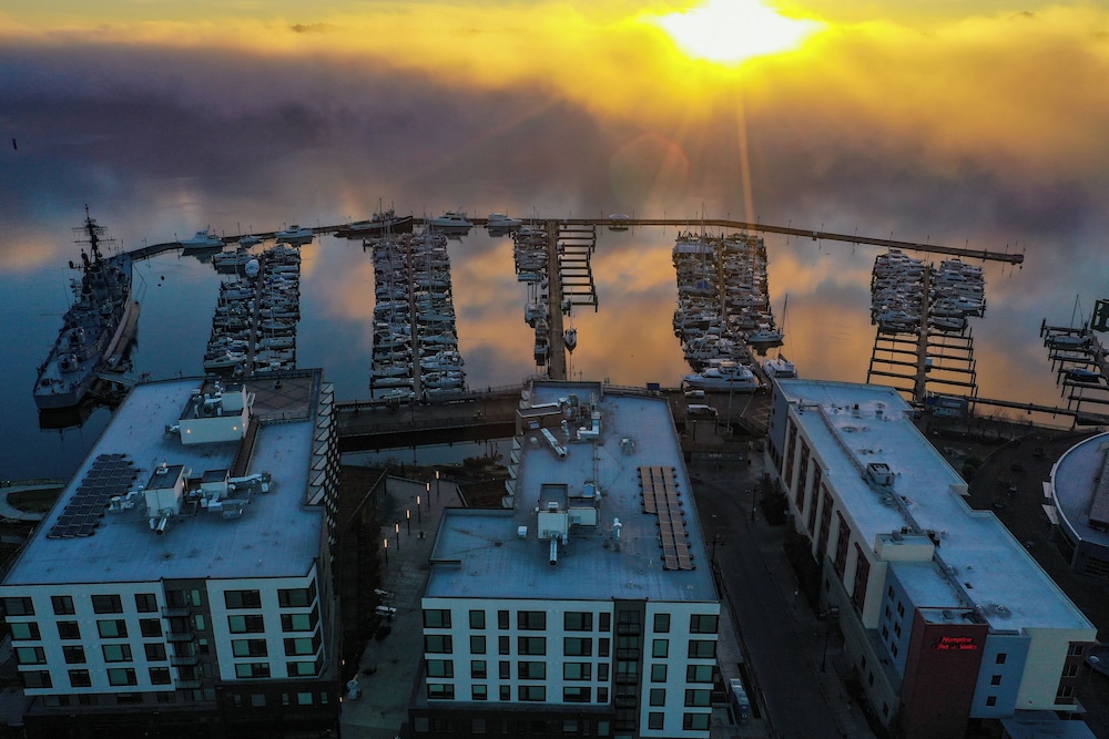 Marina Square Suites - photo 41