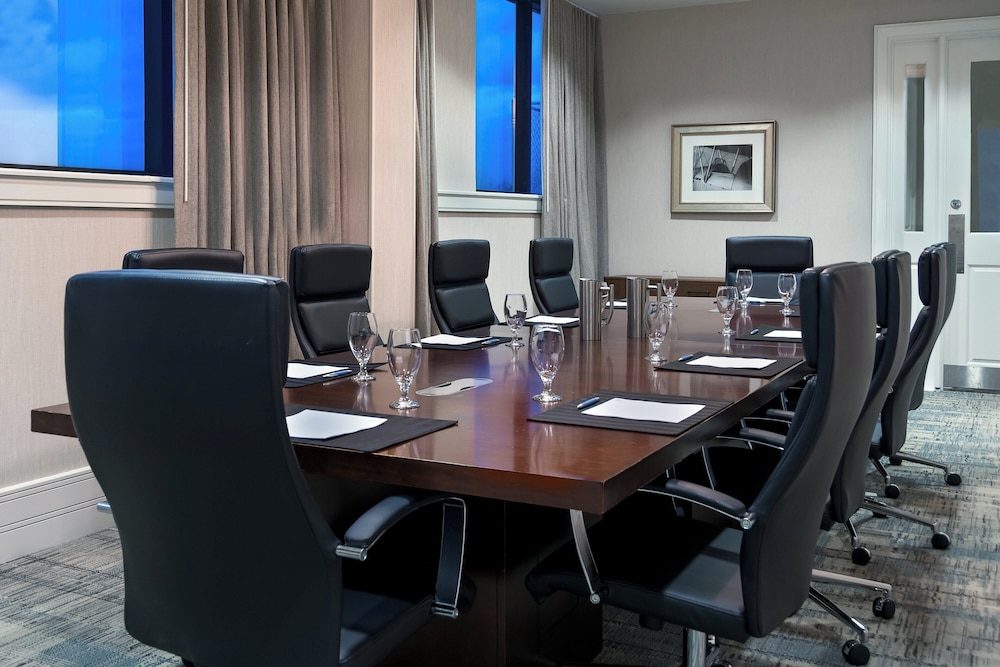 Four Points by Sheraton Huntsville Airport - photo 21
