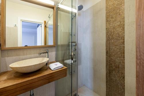 New Five Star Superior Apartment