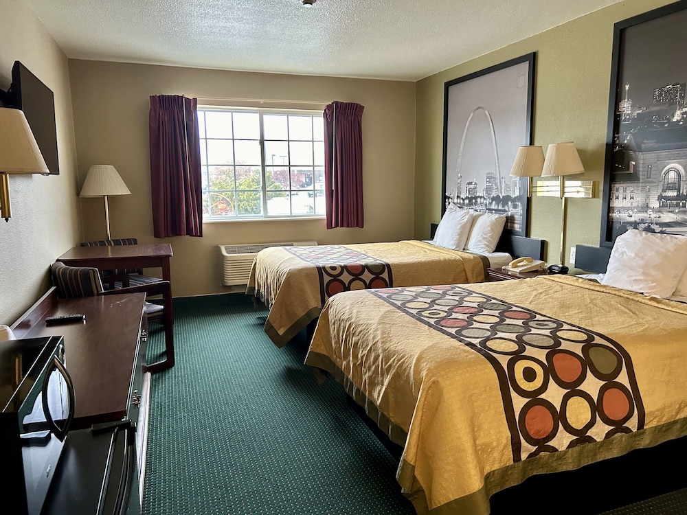 Super 8 by Wyndham Platte City Kansas City Area Airport - photo 6