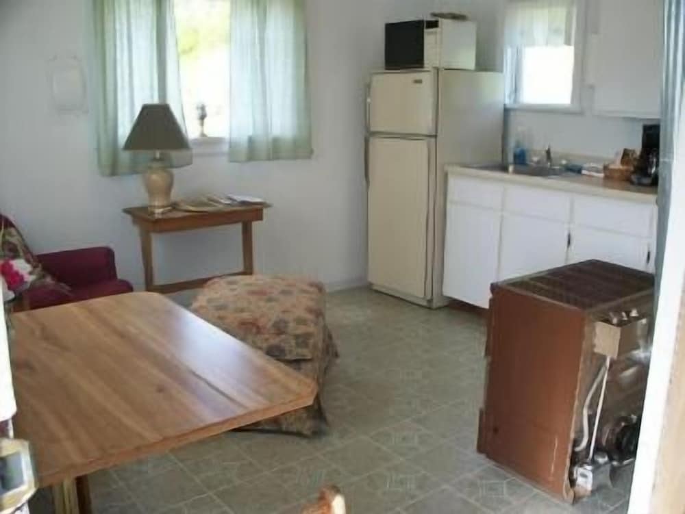 Valley View Motel - photo 10