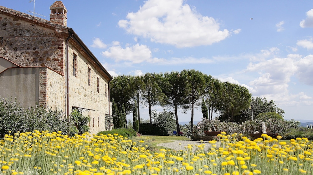 Antico Casale L’Impostino in Civitella Marittima, Italy