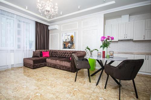 Luxury for business & pleasure Royal 2 — 4-Star Luxury Hotel in Kyiv, Ukraine