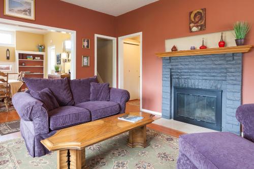 Daisy's Place home — 4-Star Luxury Hotel in Hood River, United States