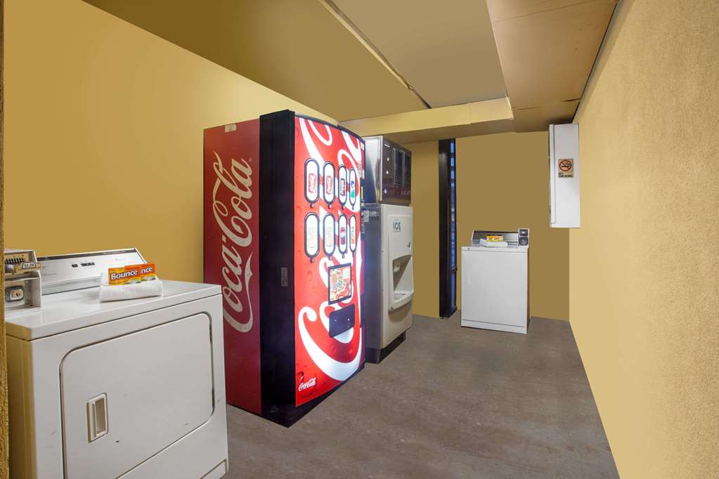 Super 8 by Wyndham Nashville West - photo 36