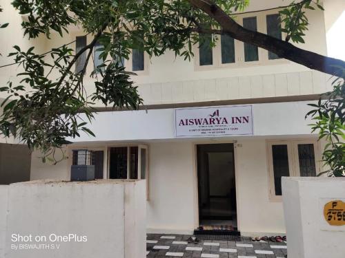 Aiswarya Inn - last minute hotel in Thiruvananthapuram