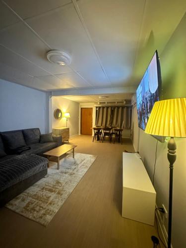 Mango Hostel 420 Friendly