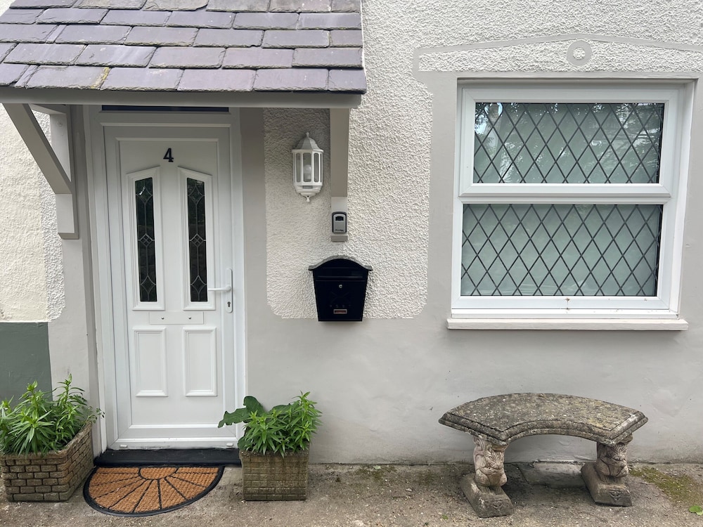 4 Railway Terrace in Conwy, United Kingdom