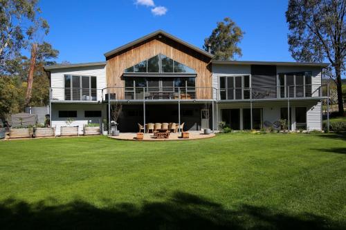 Northern Exposure in Bright, Australia