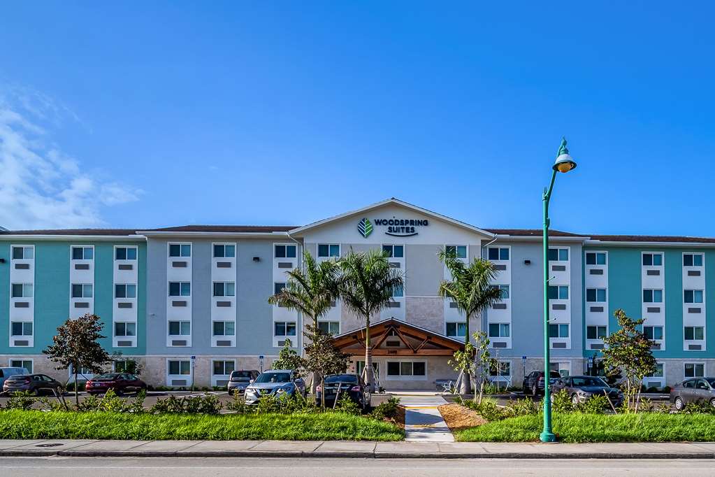 WoodSpring Suites Naples West - featured photo