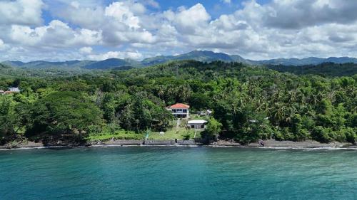 Edge of the Sea pet-friendly hotel Miagao