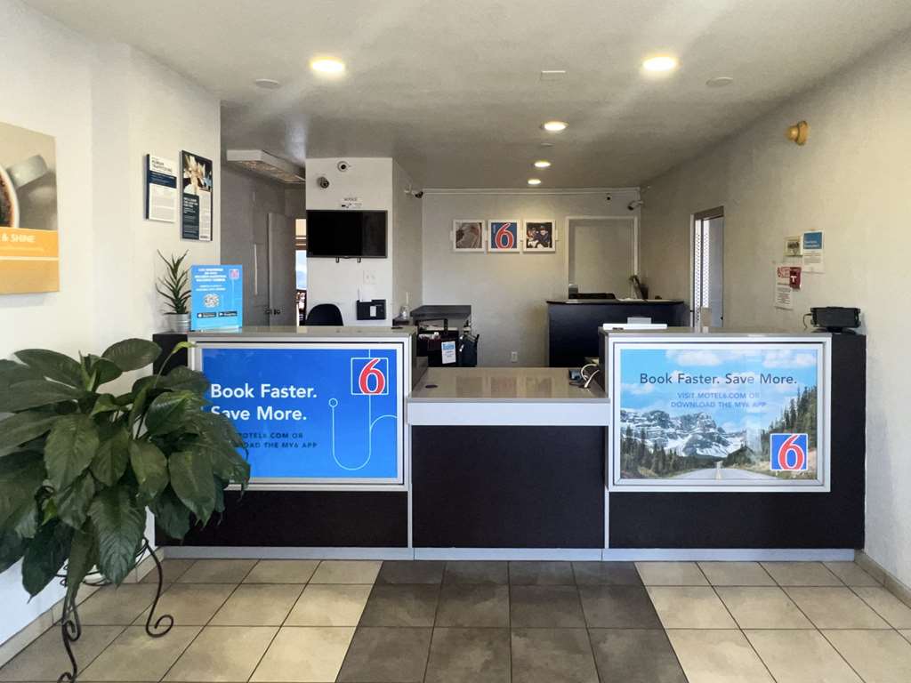 Motel 6 Tulare CA - photo 4