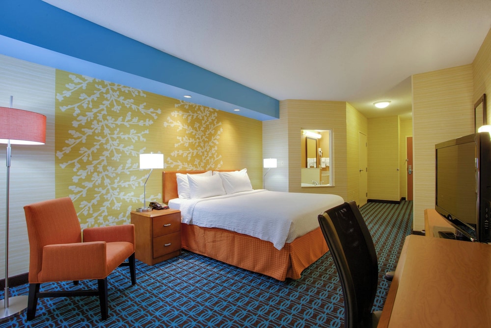 Fairfield Inn & Suites by Marriott Edison South Plainfield - photo 25