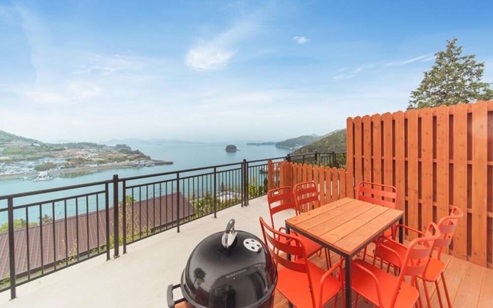 Yeosu Querencia Resort in Yeosu, South Korea