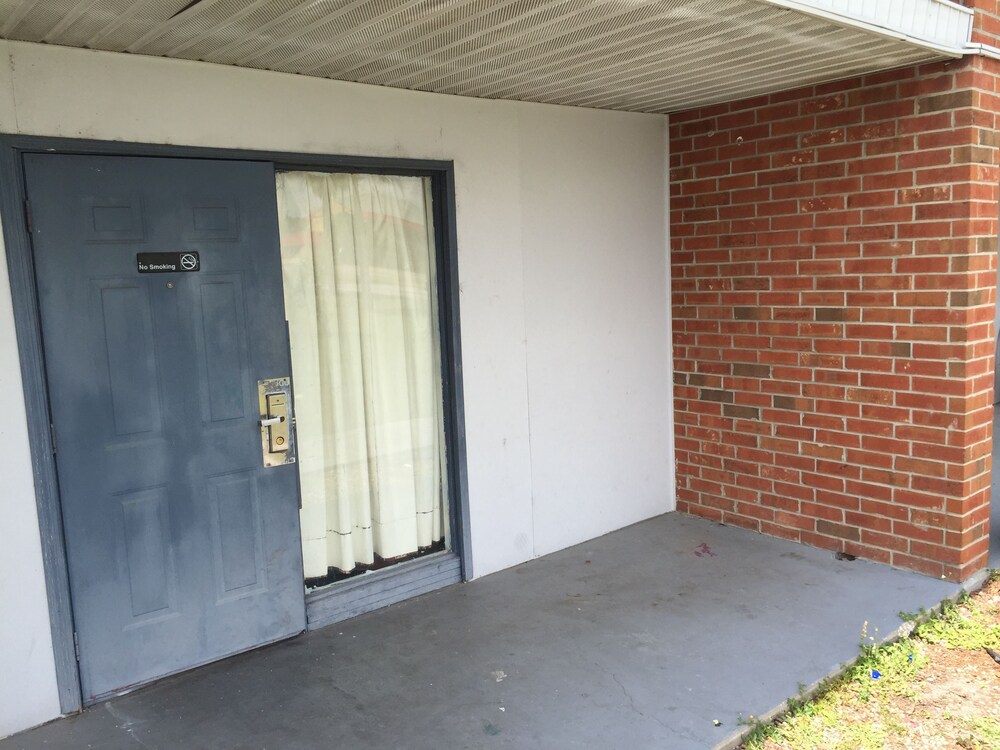 Economy Suites - photo 14