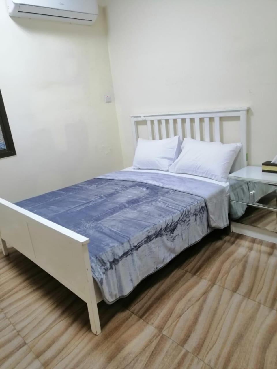 Entire Room — hotel in Al Ain City