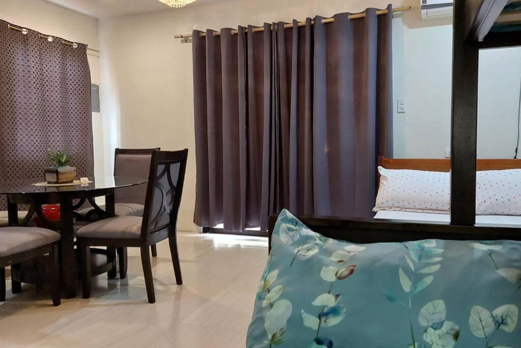 YYY’s Townhouse — Malolos — photo 5