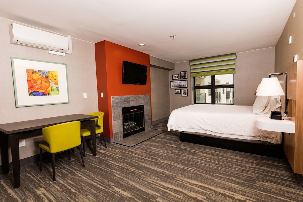 Hampton Inn & Suites Seattle Downtown - photo 3