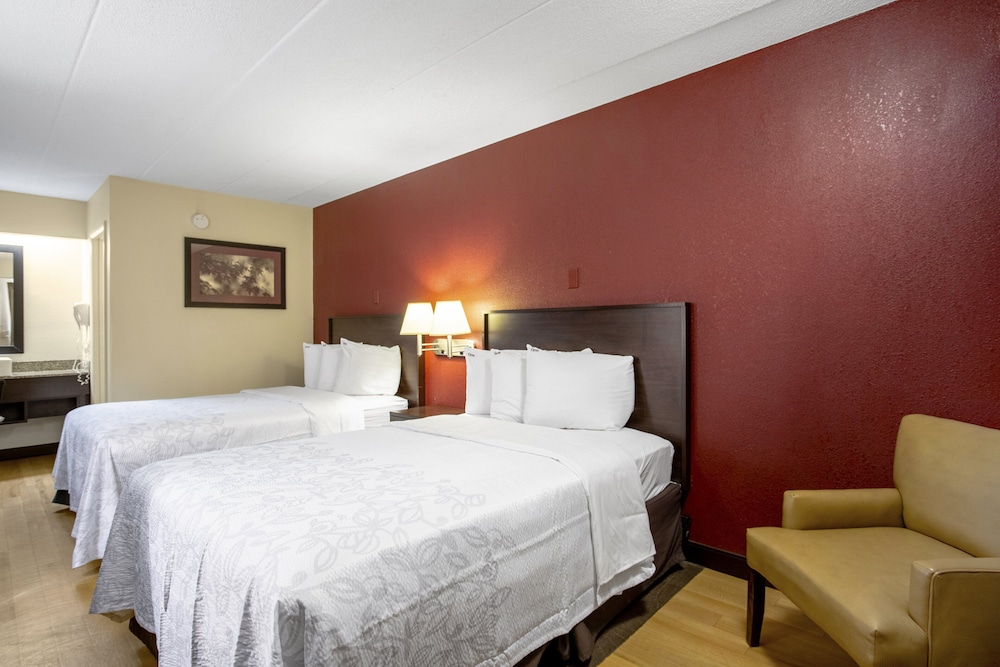 Red Roof Inn PLUS Columbus Dublin - photo 18